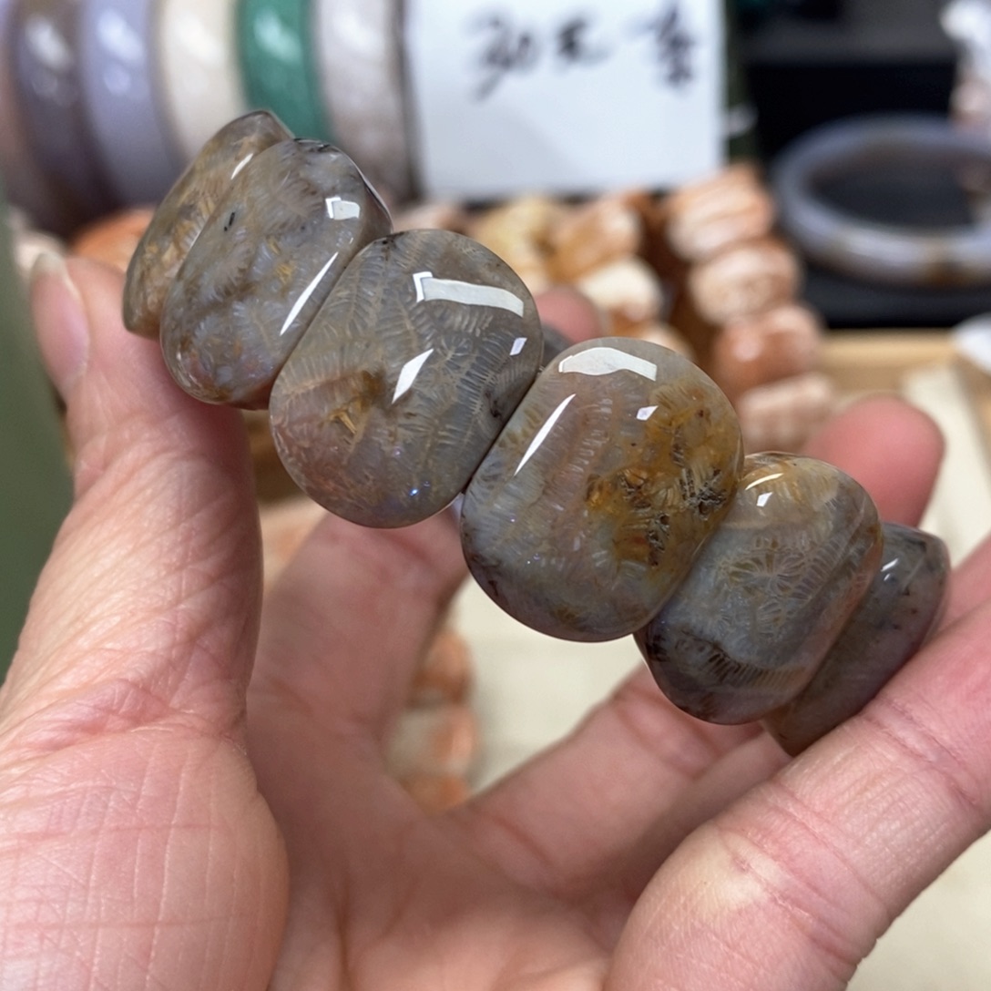 硅化珊瑚（珊瑚玉）手链未镶嵌王134