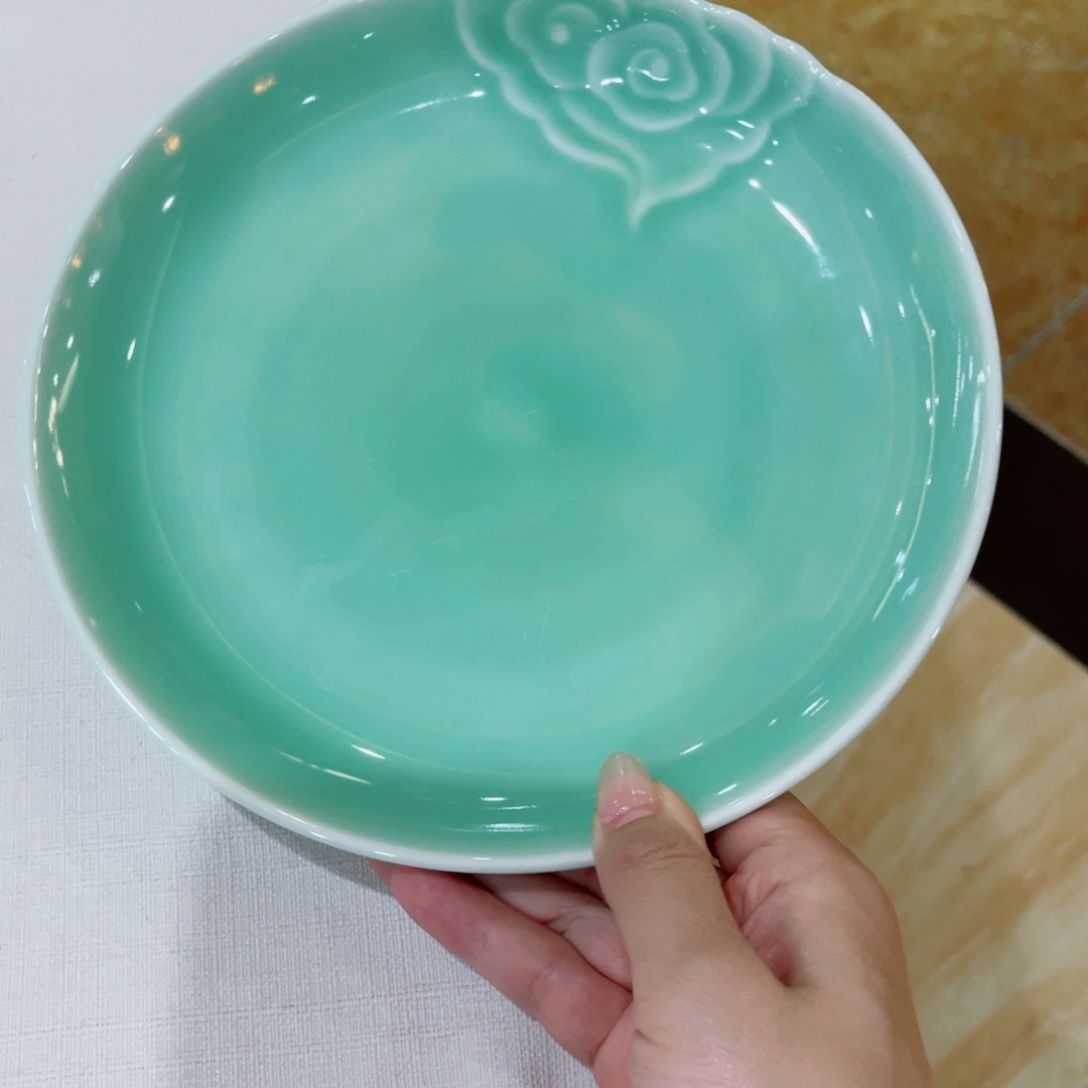 青瓷哈哈哈哈哈哈哈哈