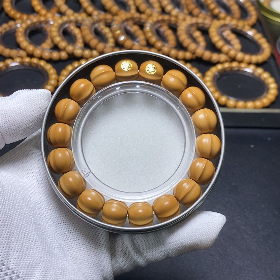 猴头核桃手串双标四花大鲨鱼鳍 13左右 全品 33号