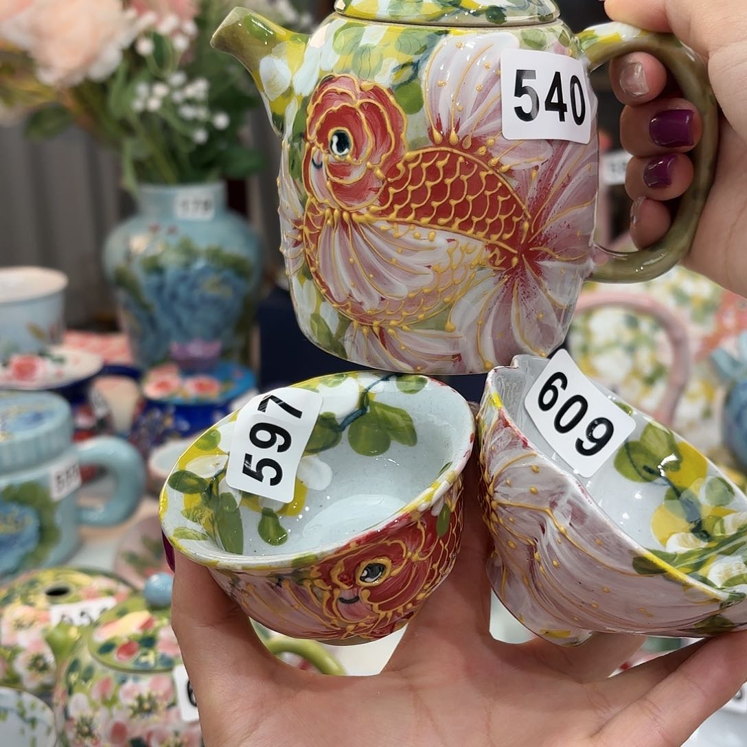 瓷片元*hujhhhhjjjhhhhhhjjm