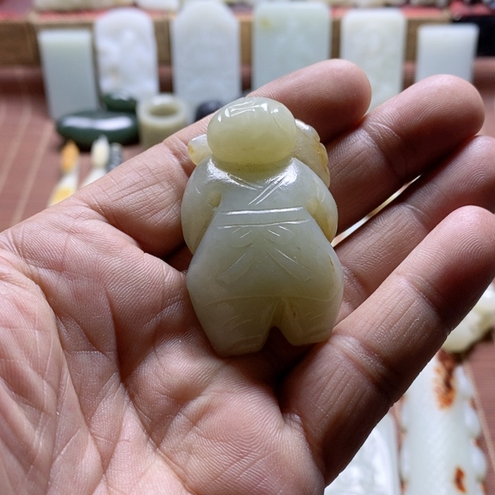 和田玉颈饰未镶嵌