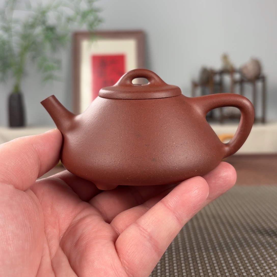 茶壶紫砂李*、微瑕黄龙山原矿紫砂壶