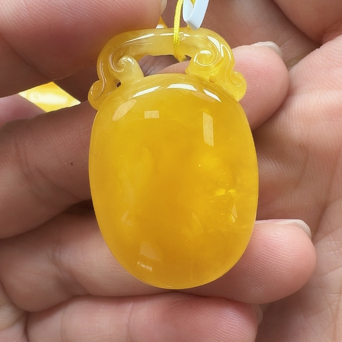 琥珀未镶嵌珠宝奇石98