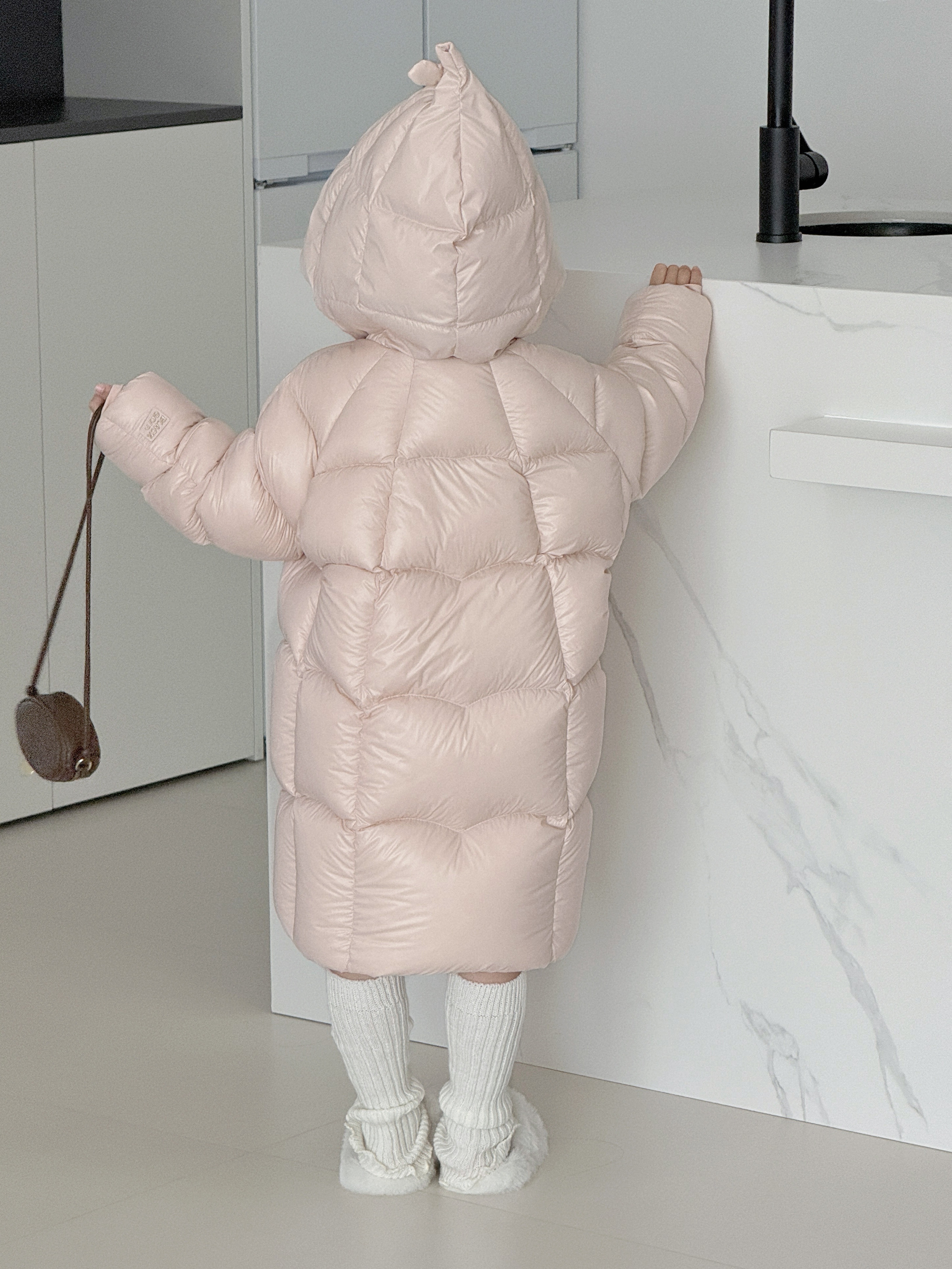 【时装周同款】黑金儿童鹅绒服5.0冬季长款北欧精灵帽鹅绒服yy