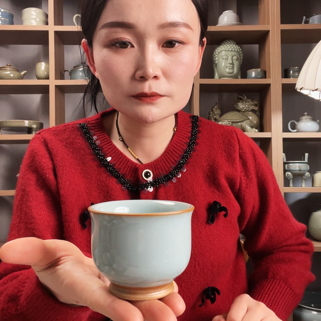 天青釉问青杯福利品
