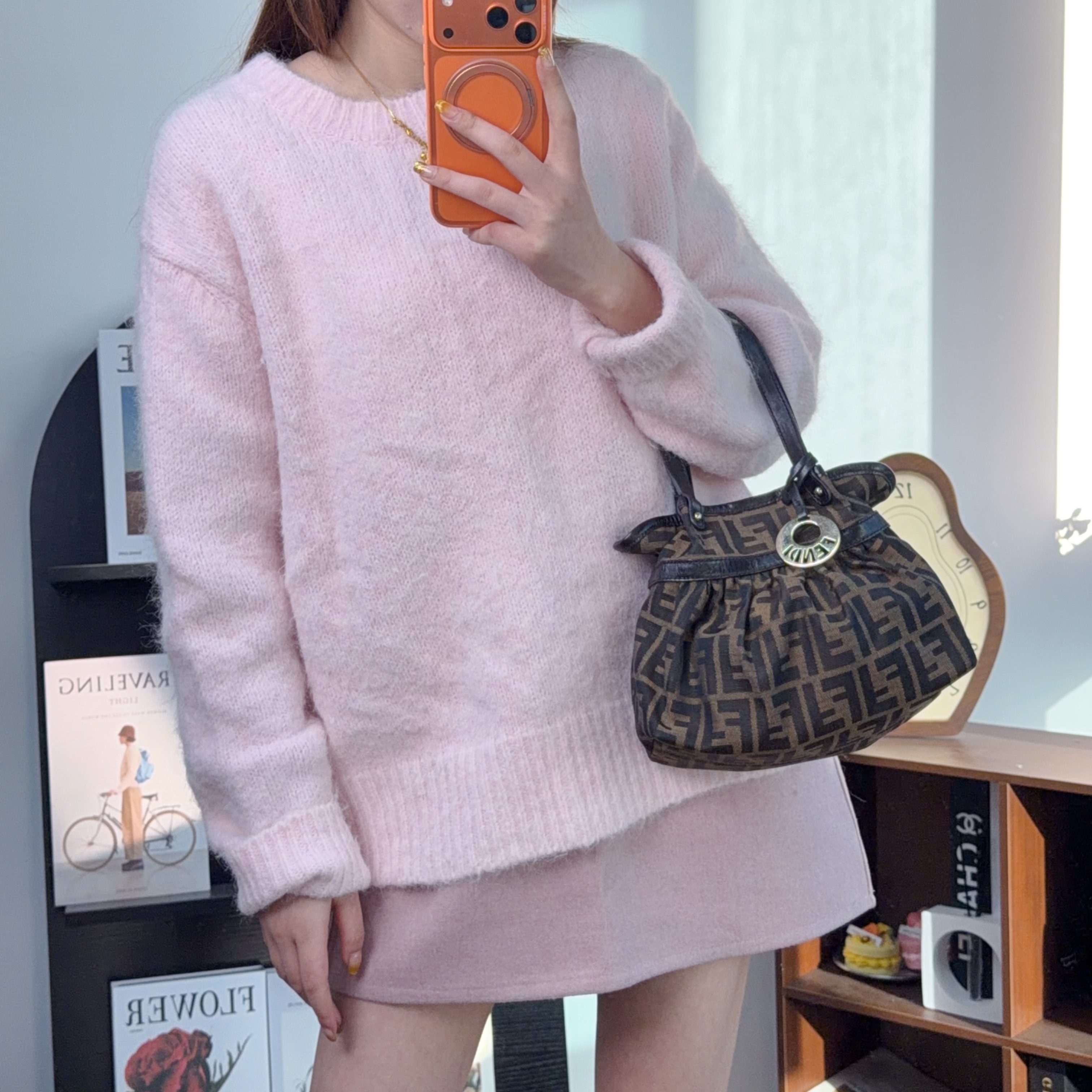 95新 FENDI/芬迪 小烧麦腋下手提包/jmm84