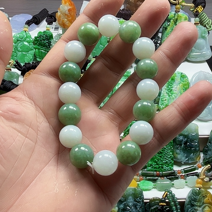 翡翠未镶嵌套链翡翠手串