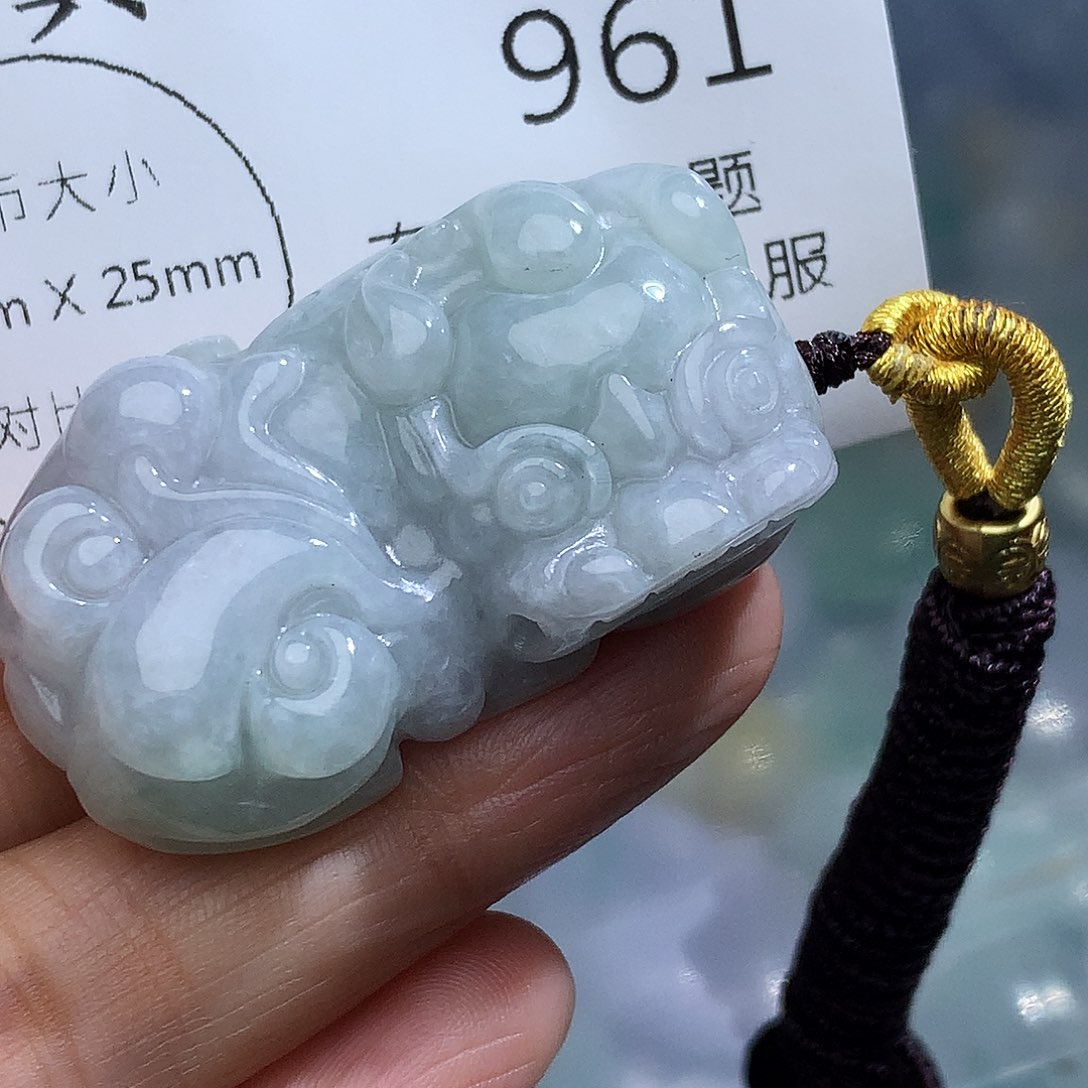 翡翠未镶嵌颈饰961