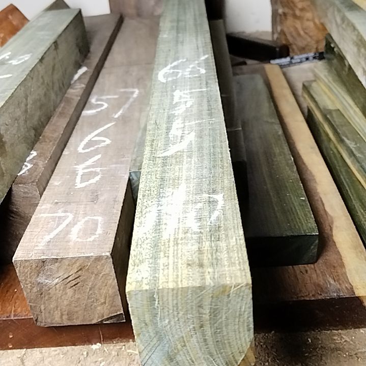 樟科（黄金檀）砍***牛