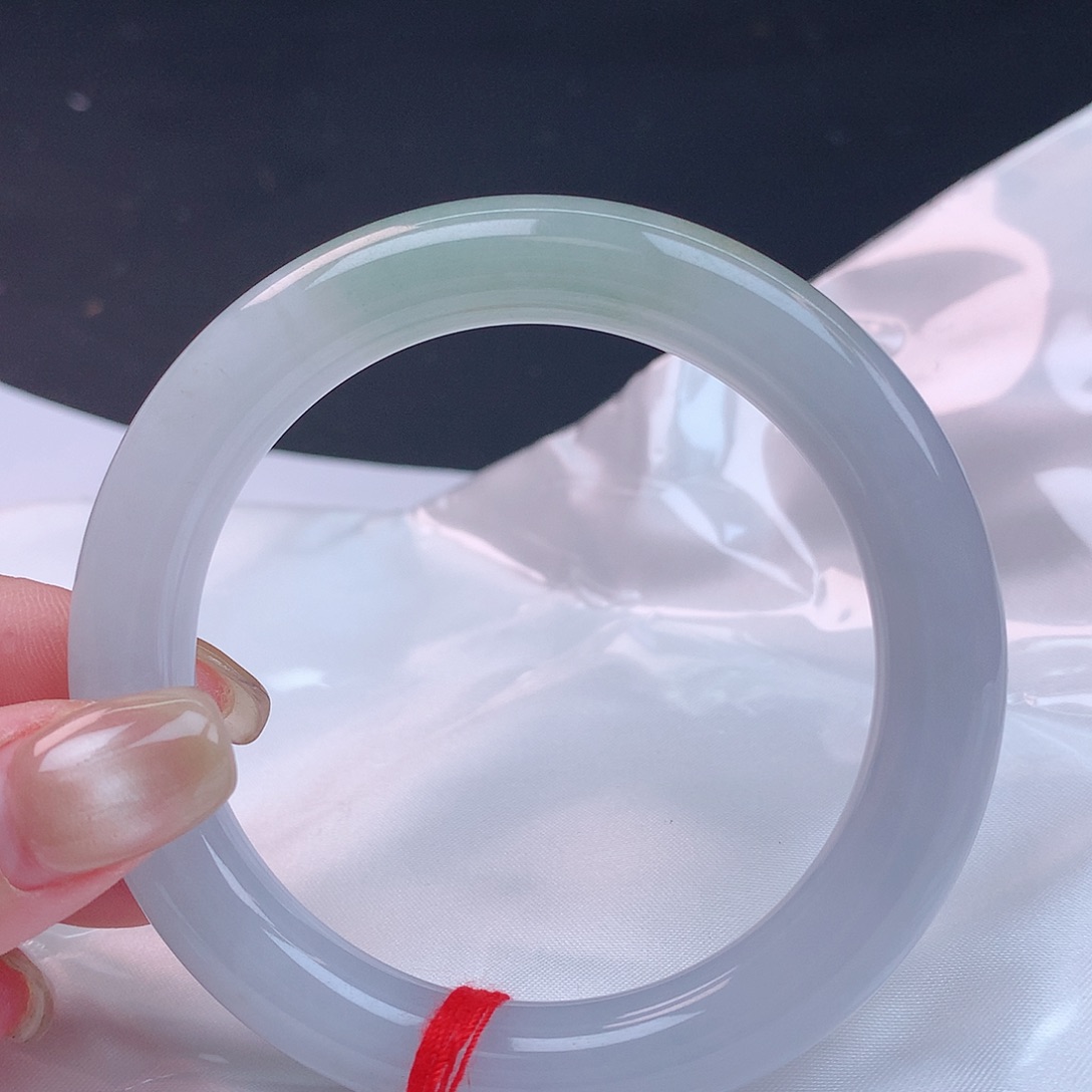 【闪购商品】未镶嵌手镯翡翠56