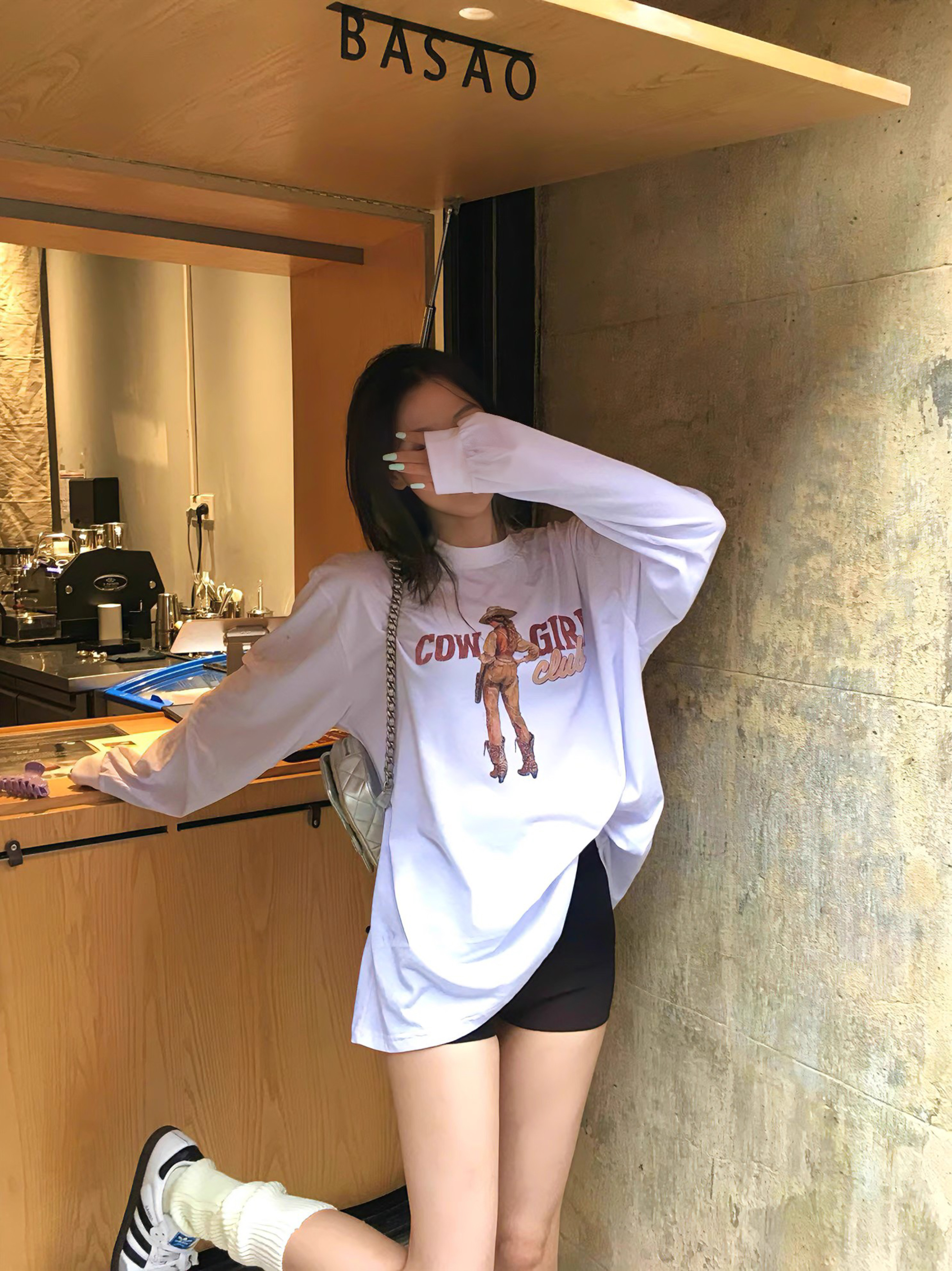 Um秋上新！美式复古西部牛仔印花打底百搭上衣秋款圆领女款长袖t恤