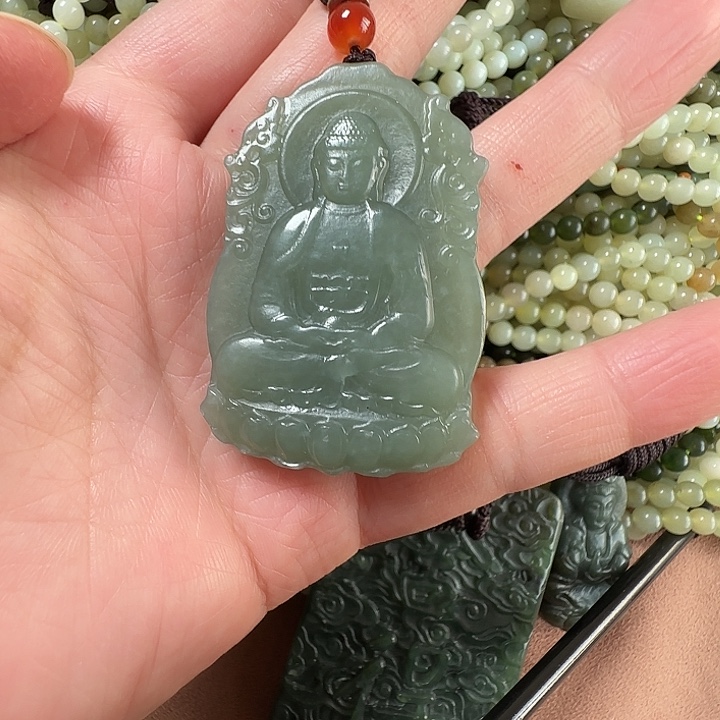 和田玉未镶嵌颈饰