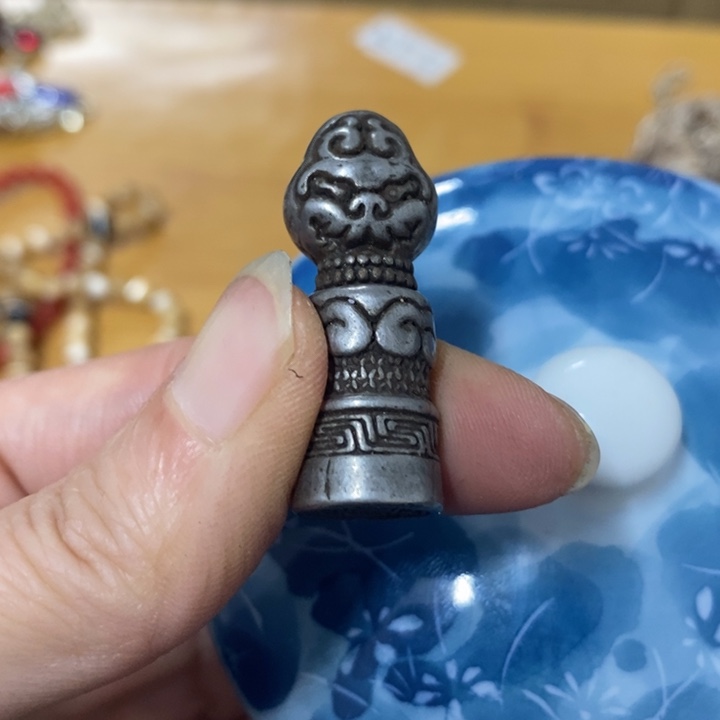 摆件中古工艺品一件