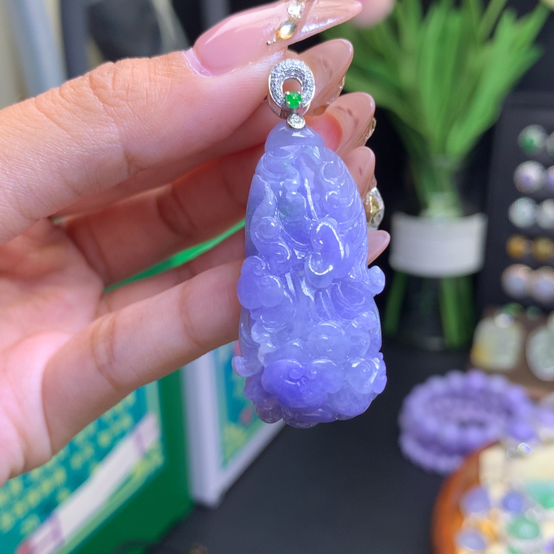 翡翠颈饰18K金镶嵌天然