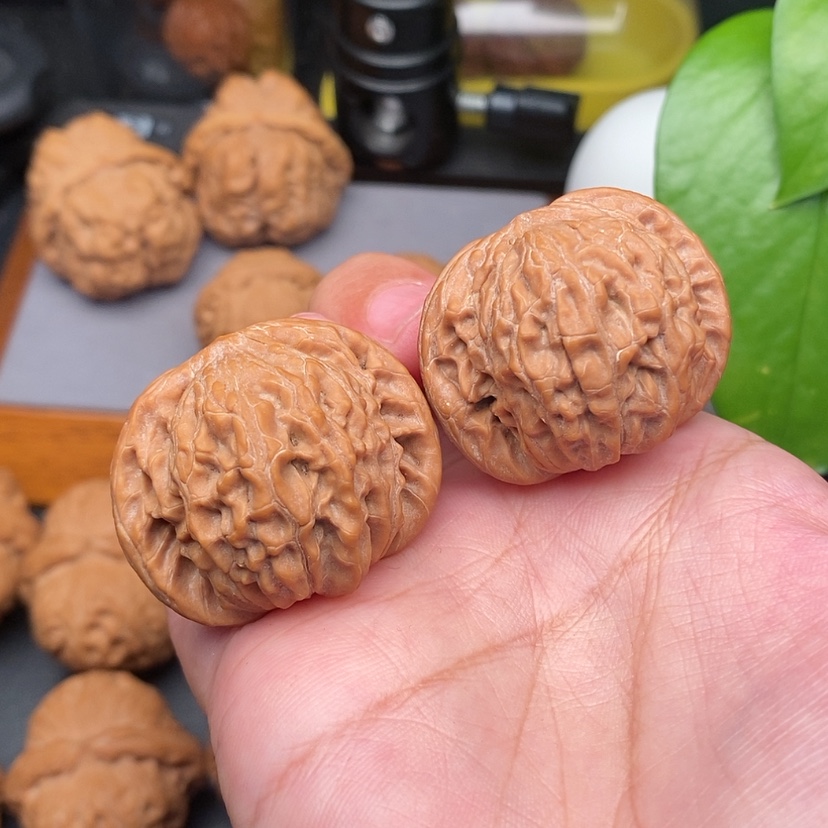 【闪购商品】文玩核桃把件磨盘37