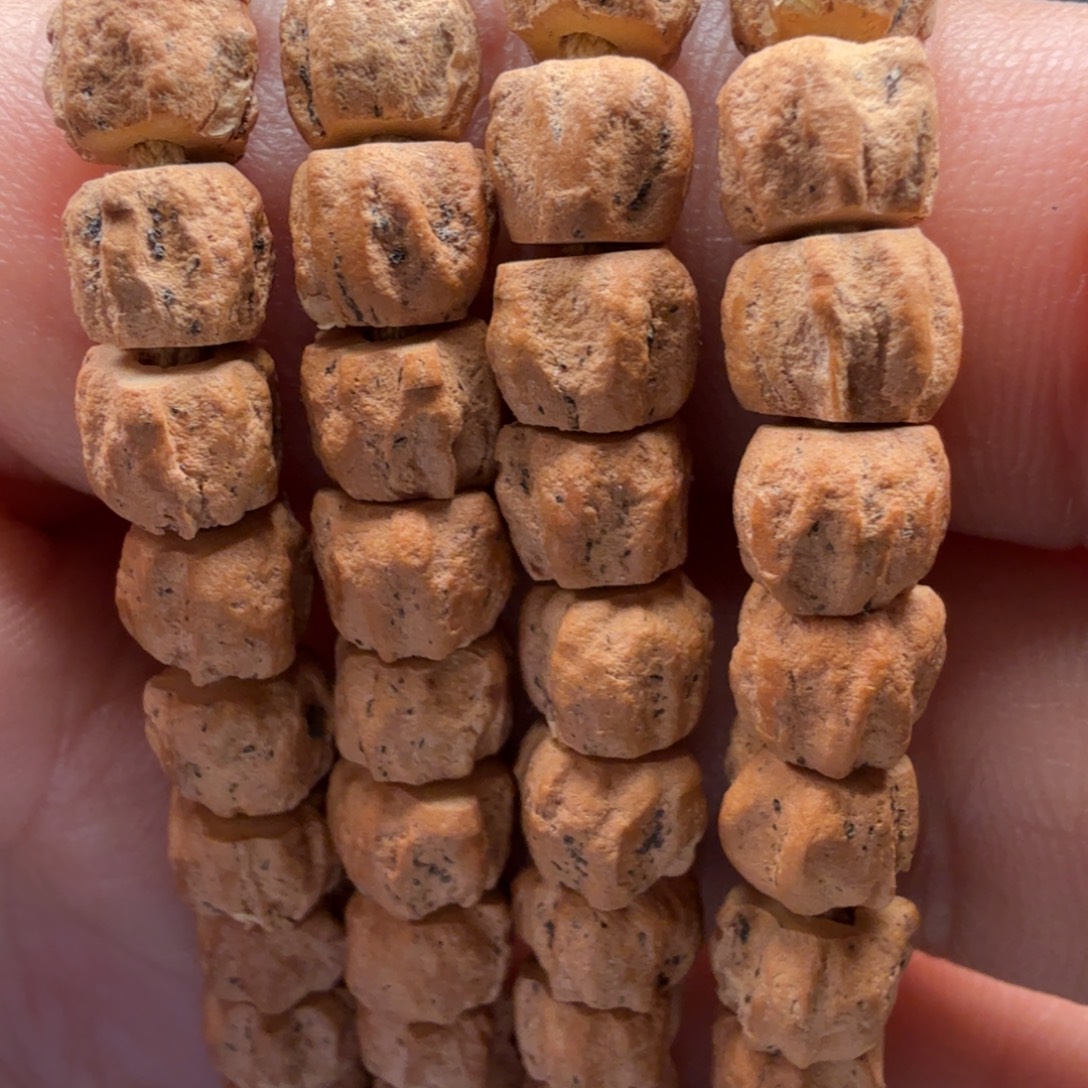 柏香籽/百香籽吊坠