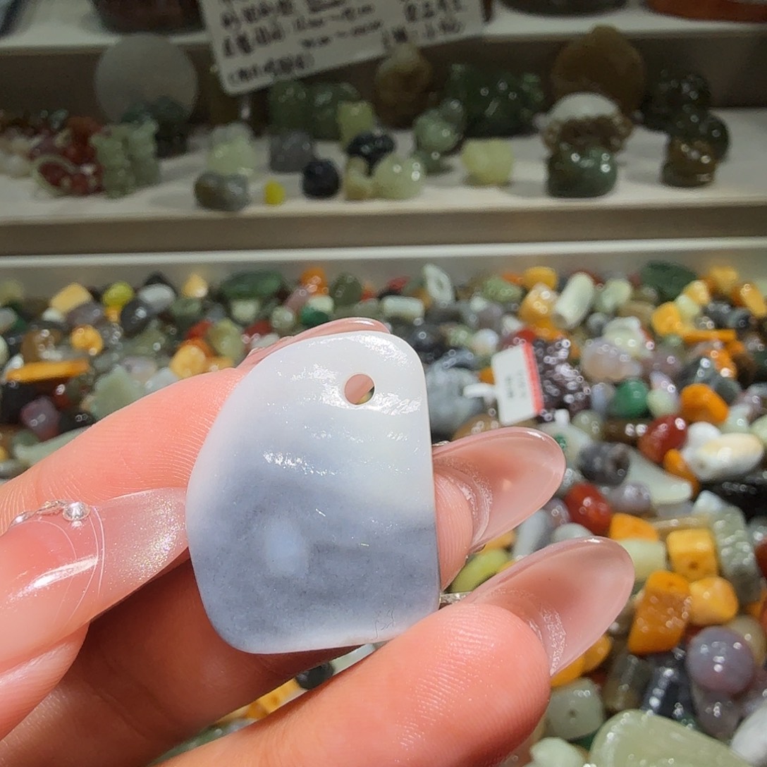 和田玉未镶嵌珠宝奇石