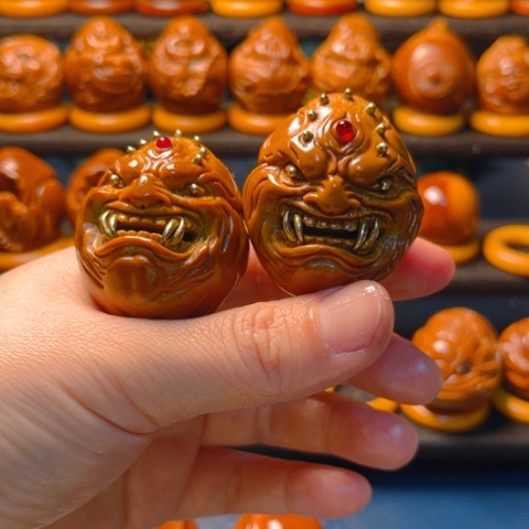 核桃手串/手链黄**侠