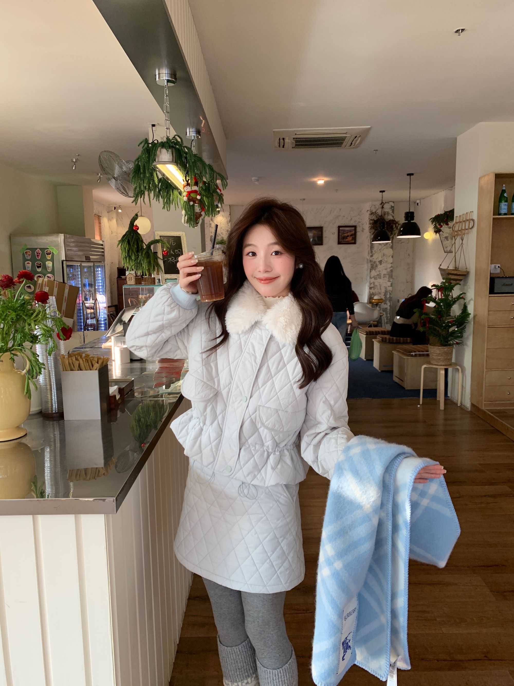 Even一雯【雪地漫游】韩系高智感菱格收腰棉服外套半裙两件套套装