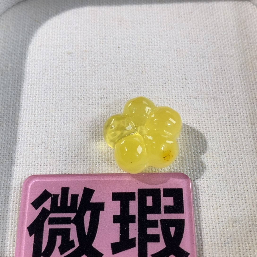 蜜蜡未镶嵌裸石花