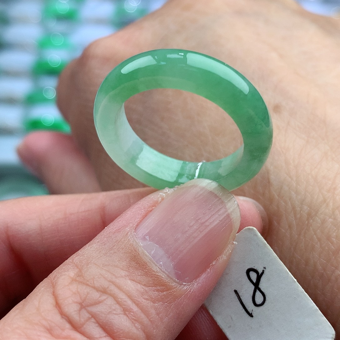 未镶嵌戒指翡翠18号