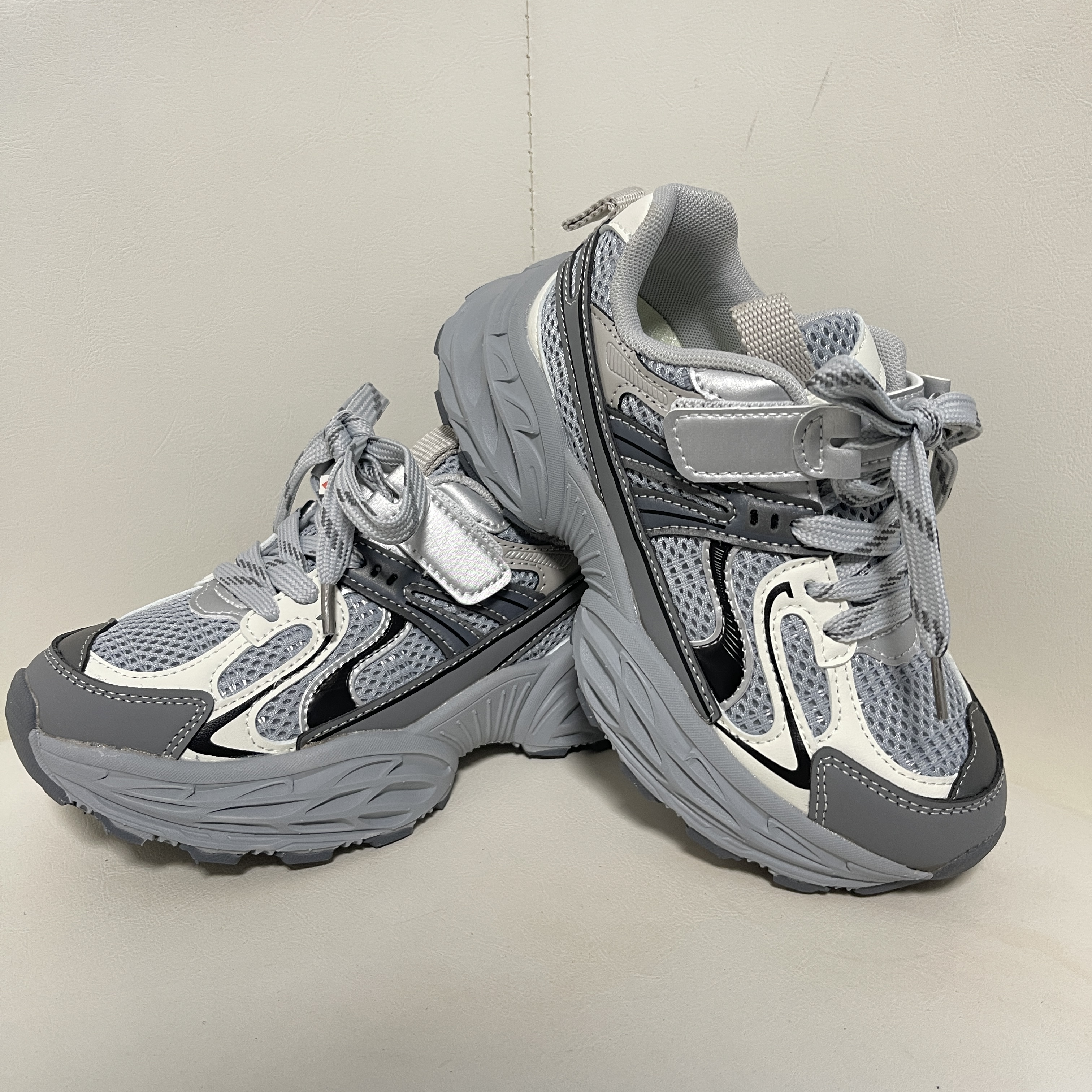 【漫游者】男轻便春秋女休闲鞋运动鞋鞋子夏季网面韩版时尚2515