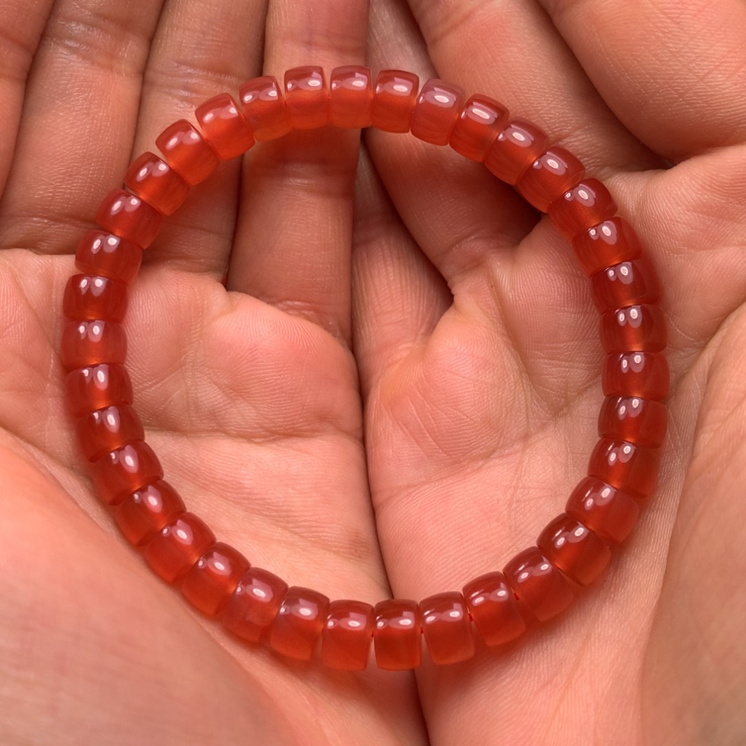 南红玛瑙手串未镶嵌