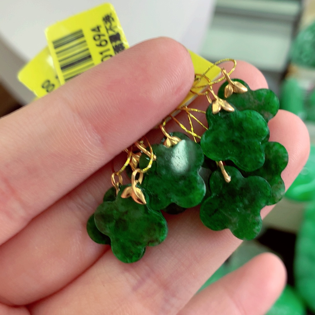 翡翠18K金镶嵌吊坠(不含链)多样性发货选其一