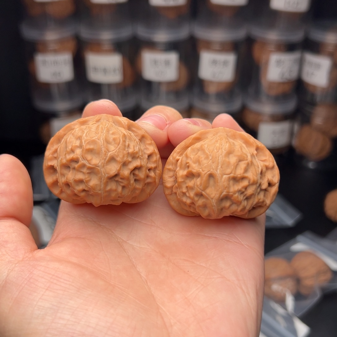 文玩核桃吊坠k*n宫灯