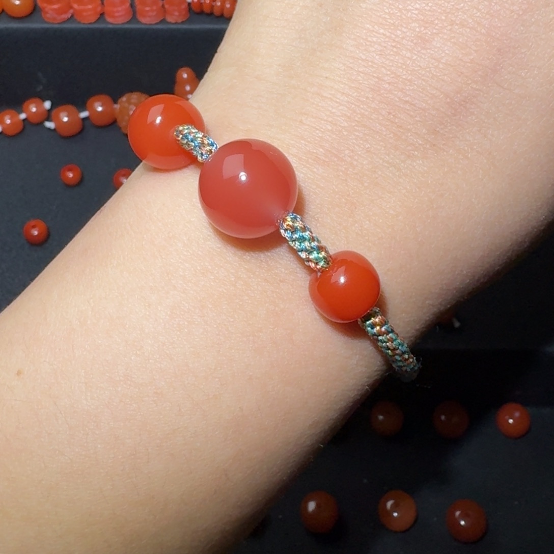 南红玛瑙未镶嵌柿子红编绳手链