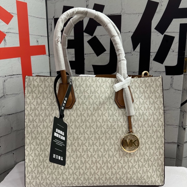95新 MICHAELKORS/迈克高仕 M065 32*25 白色拼手提包