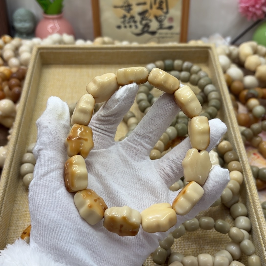 菩提根/象牙果吊坠牙果瑕疵机抛617