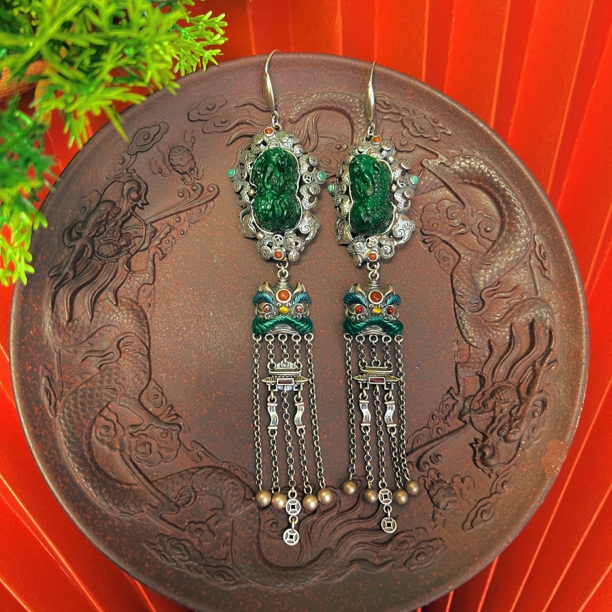 兽头貔貅翡翠耳坠