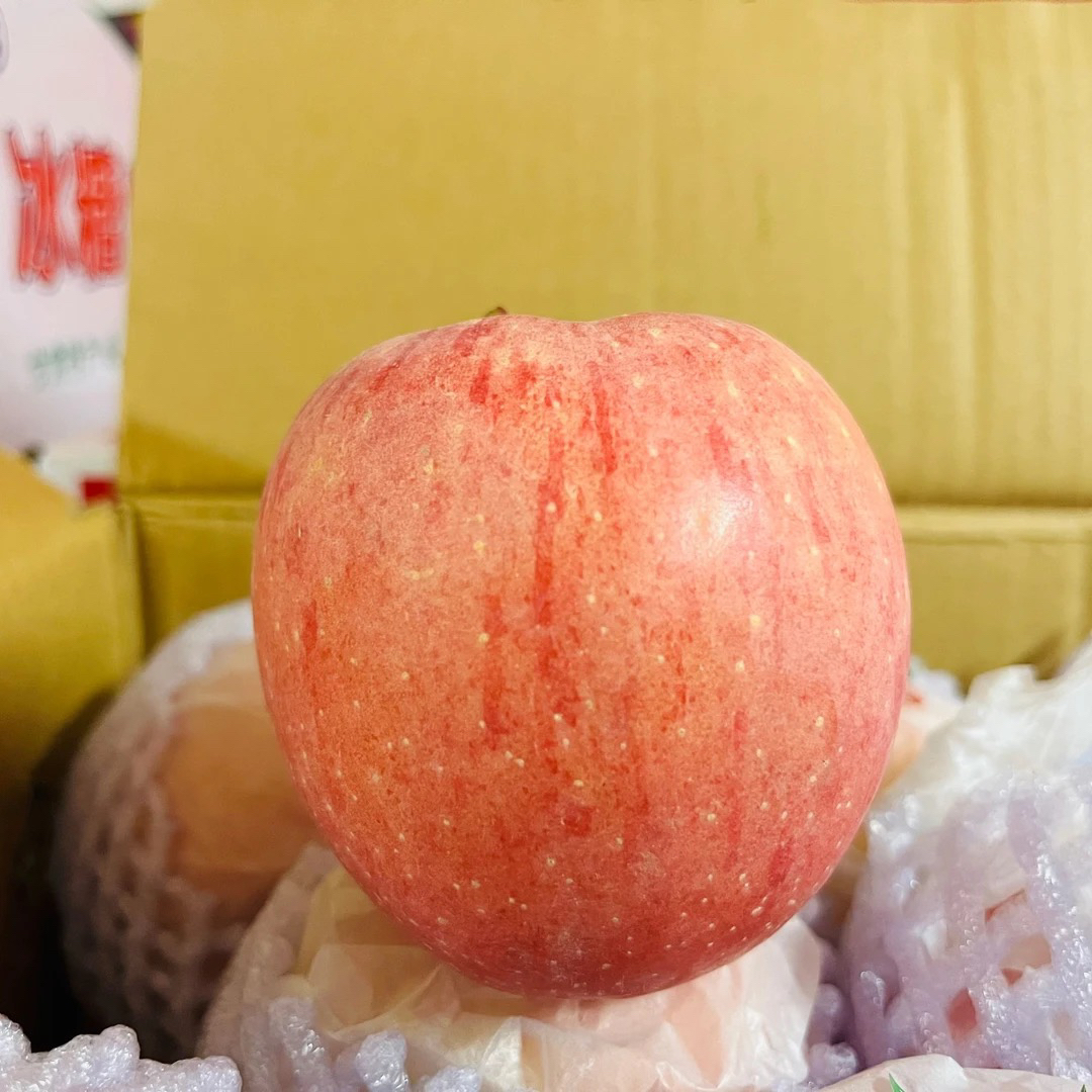 新疆阿克苏苹果大果一箱毛重13斤新疆维吾尔自治区