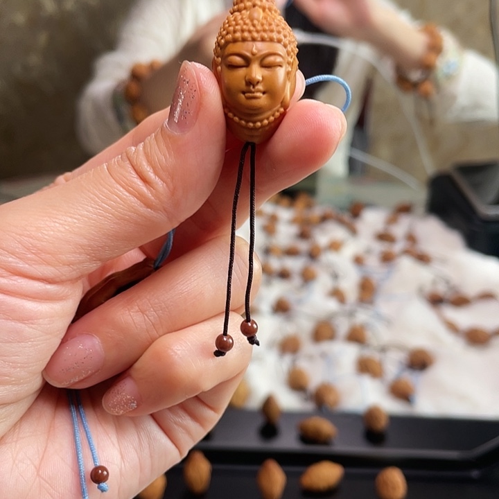 橄榄核吊坠橄榄核