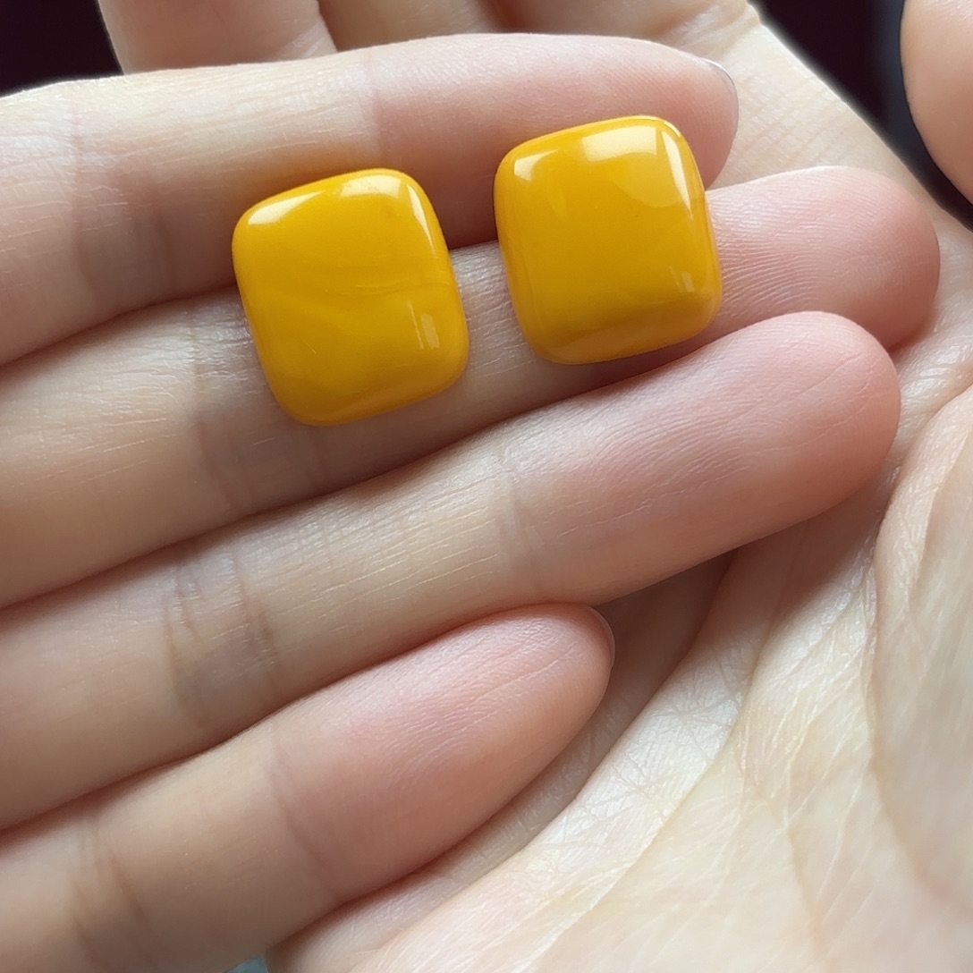 银S925镶嵌蜜蜡耳饰耳钉（暇）