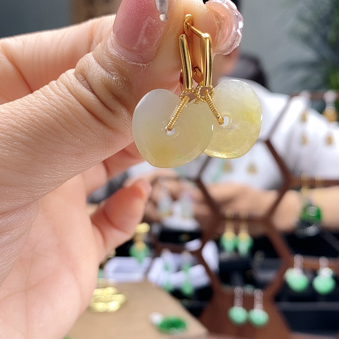 翡翠耳饰银S925镶嵌翡翠
