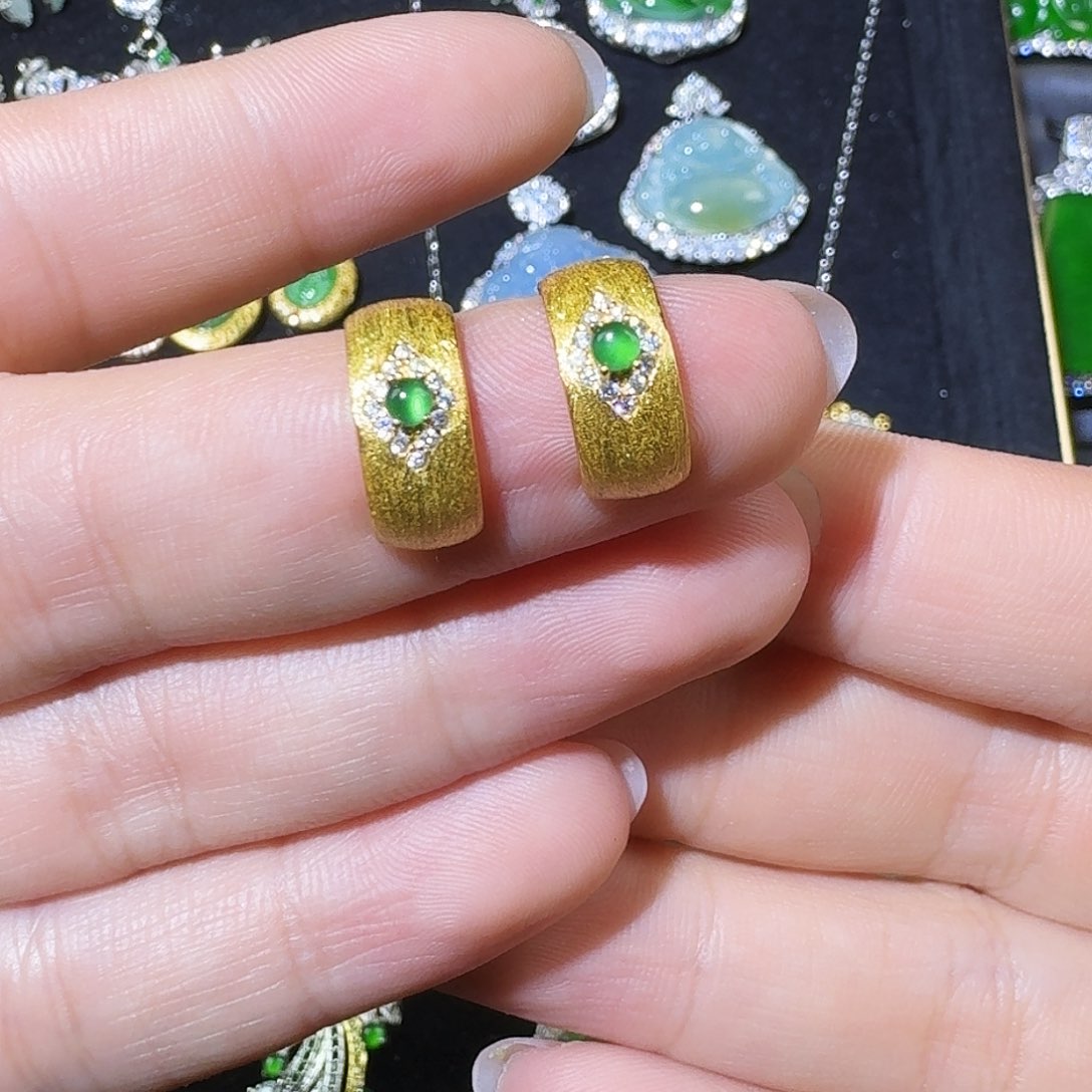 翡翠耳饰银S925镶嵌蛋面