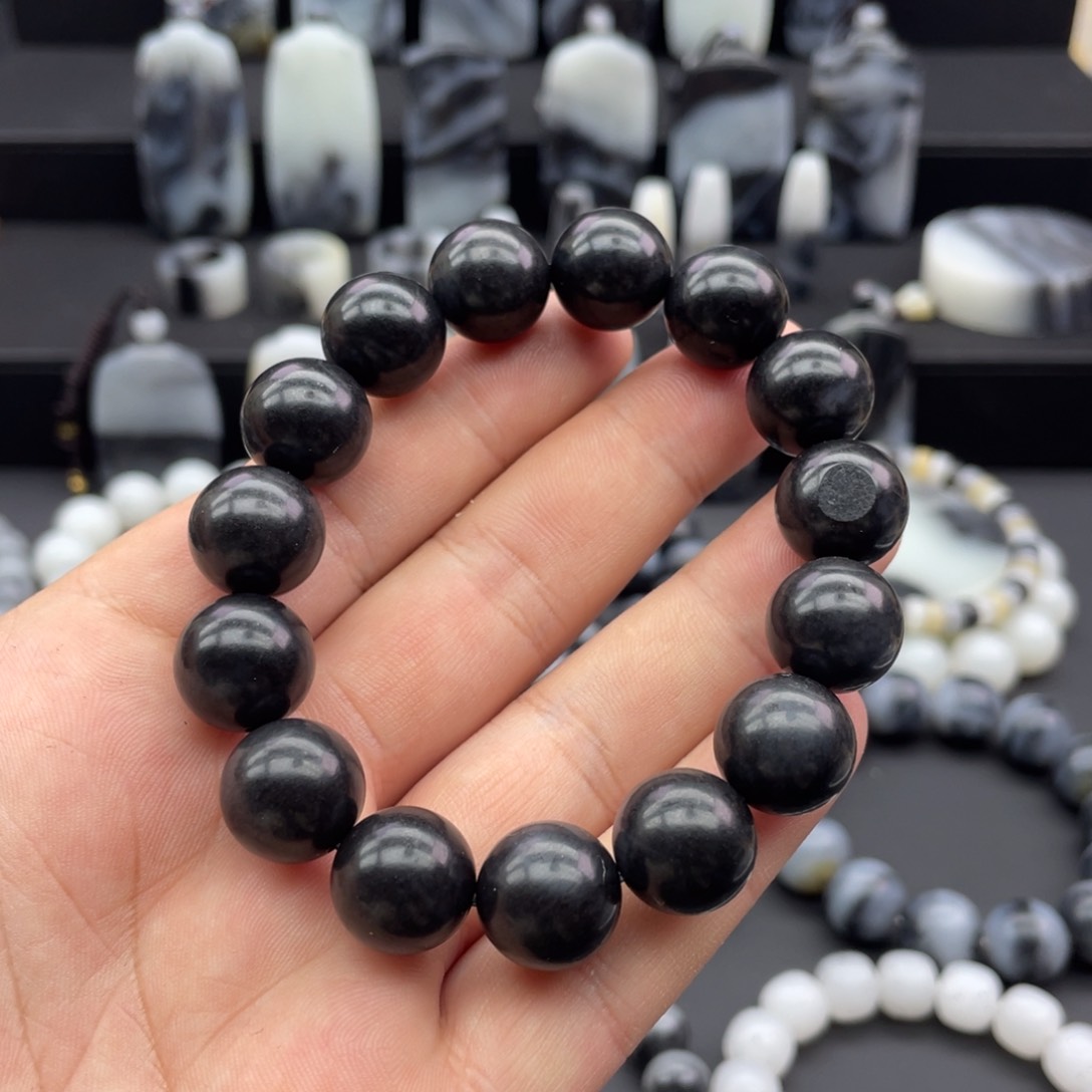 和田玉手串未镶嵌