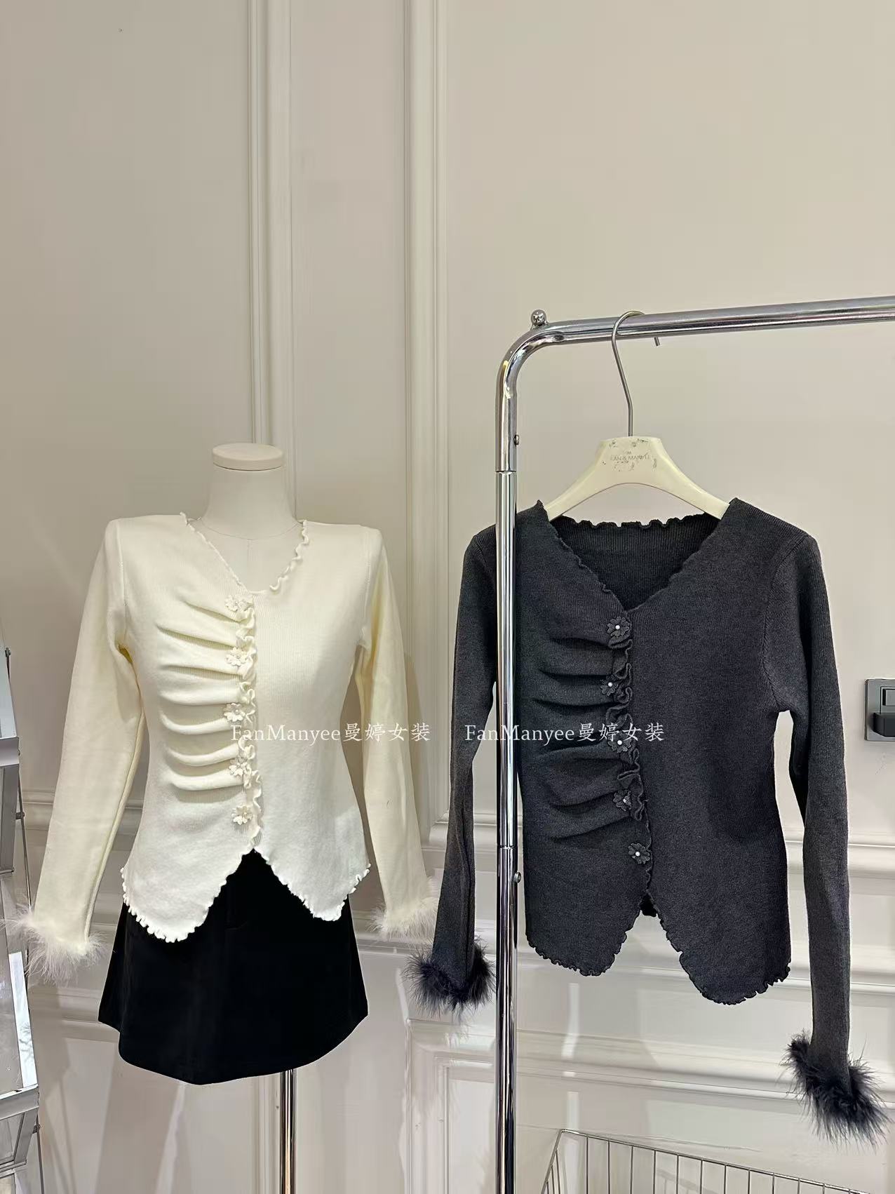 【温柔际遇】秋冬韩系拼接花朵毛毛袖设计感百搭打底衫x