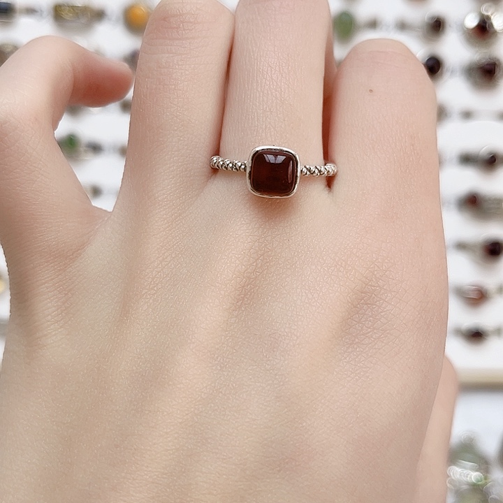 血珀戒指银S925镶嵌天然