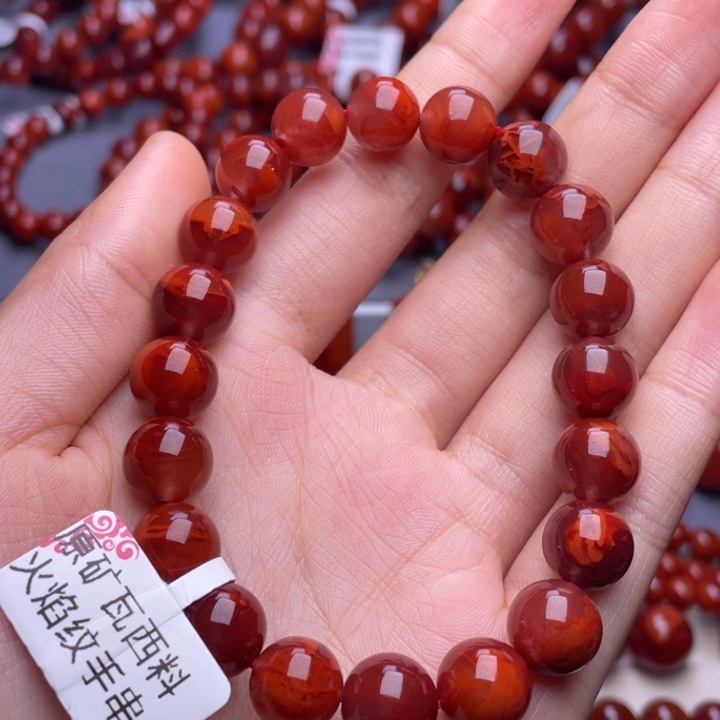 南红玛瑙未镶嵌其他（原矿）10mm高品瓦西牛血红火焰圆珠手串