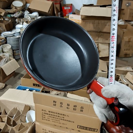 绿泥盘子碗茶壶啥都有