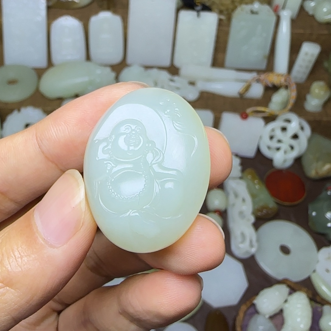 喜***喜和田玉未镶嵌挂件