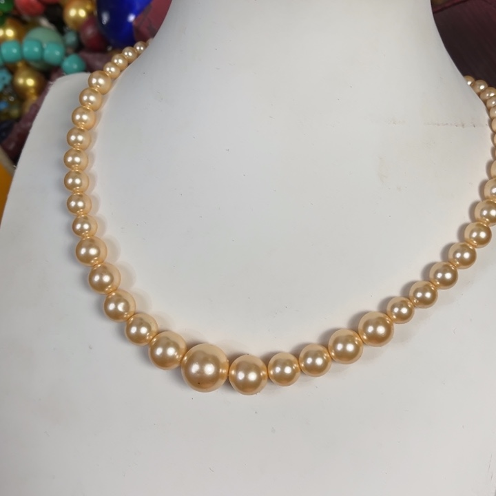 未镶嵌和田玉（糖玉）挂件