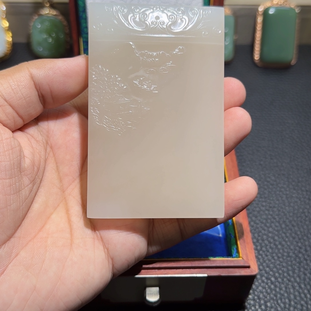 和田玉（白玉）挂件未镶嵌管****呢