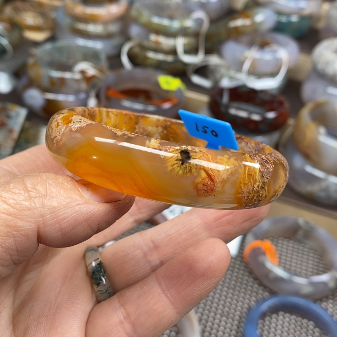 玛瑙/玉髓手镯未镶嵌