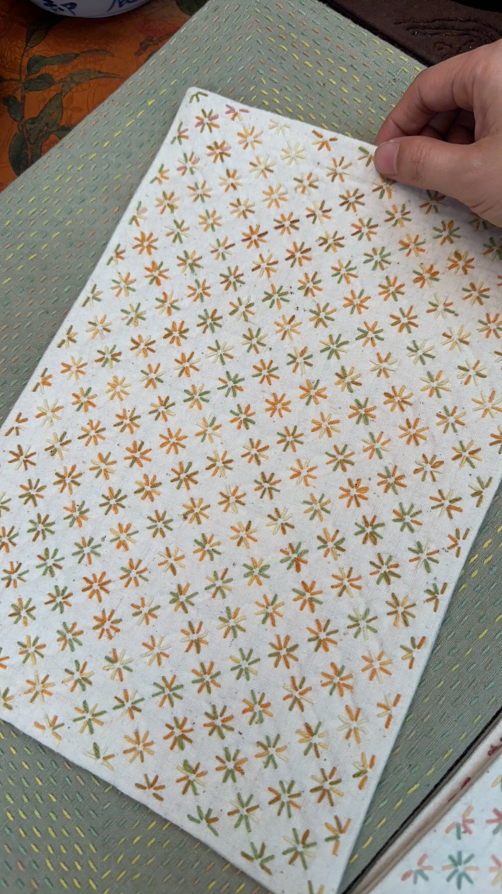 小雏菊白底彩线28*19cm茶席手工蓝色蓝色