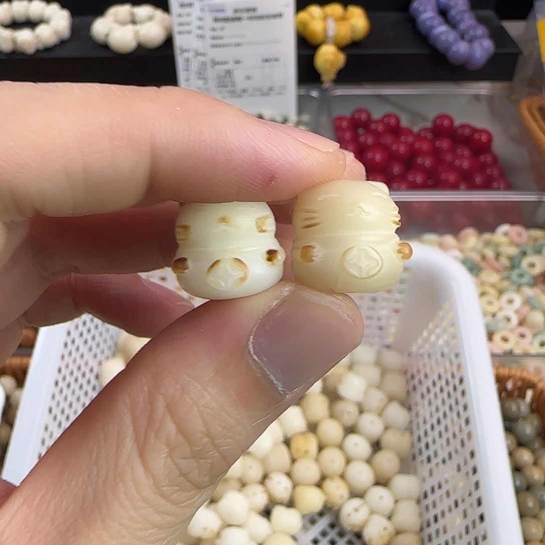 菩提根/象牙果手串瑕疵卡15炭烤招财猫25颗不挑瑕