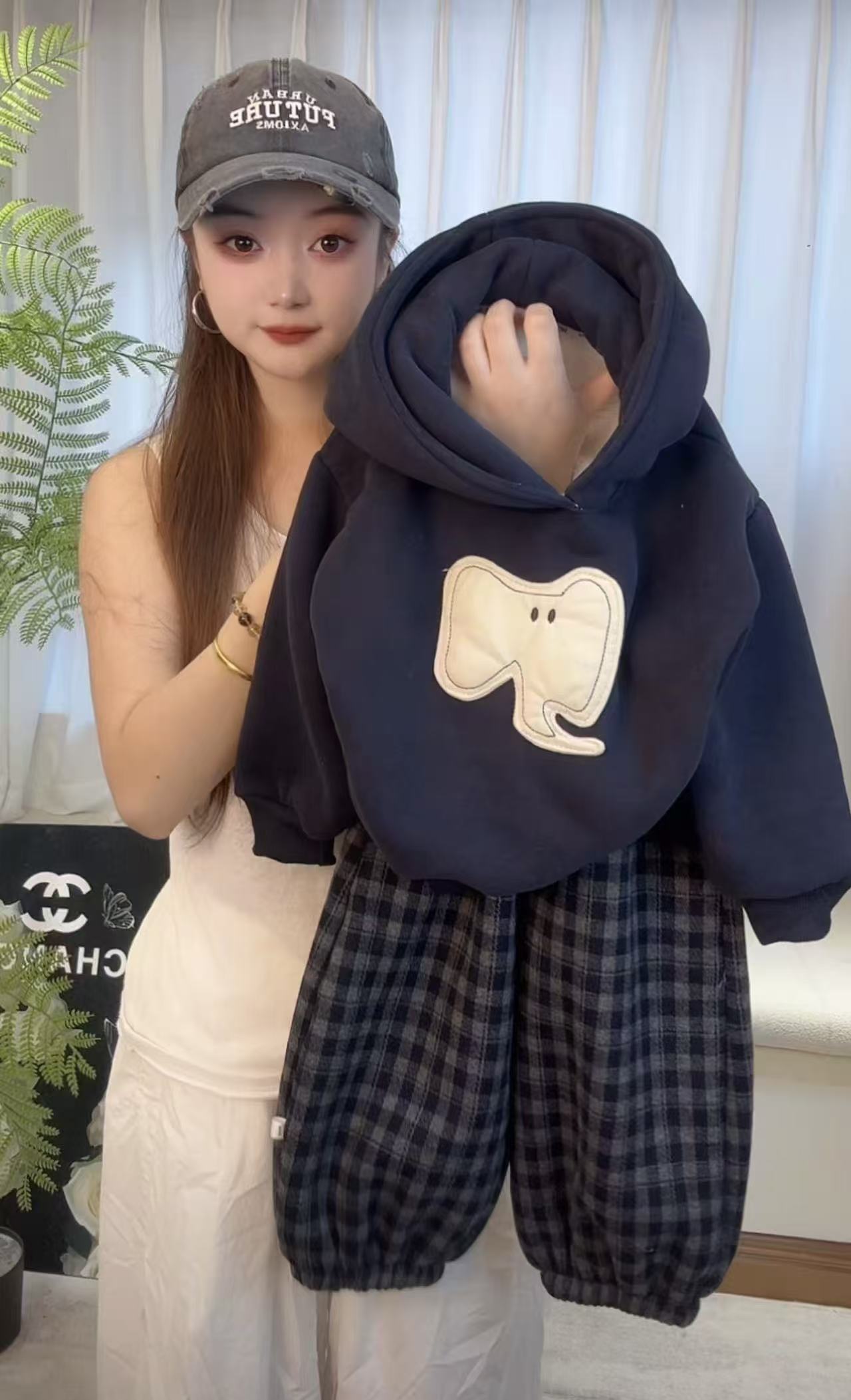 【加绒加厚】2025新款立体大象洋气休闲韩版男女童连帽格子裤套装
